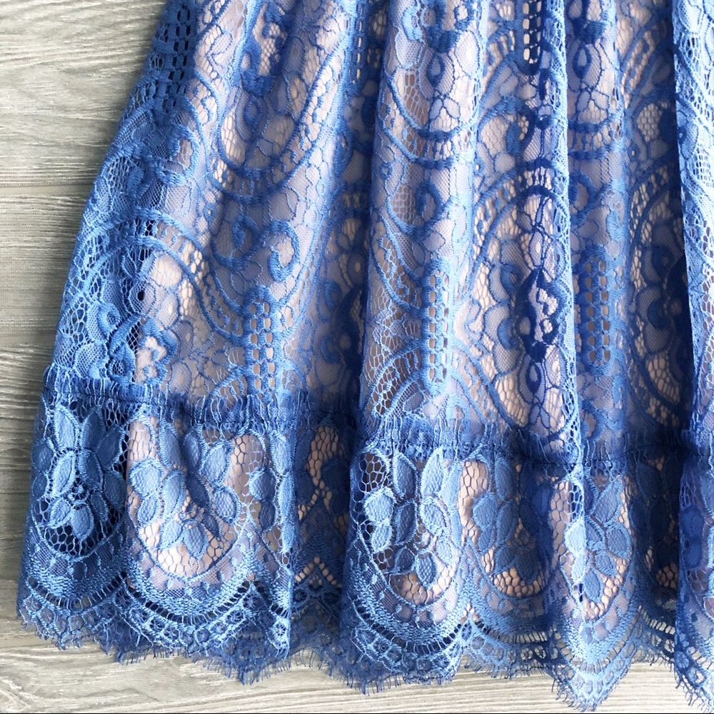 Final drop! Blue Lace Open Back 👗 | M/L | - Picture 8 of 8